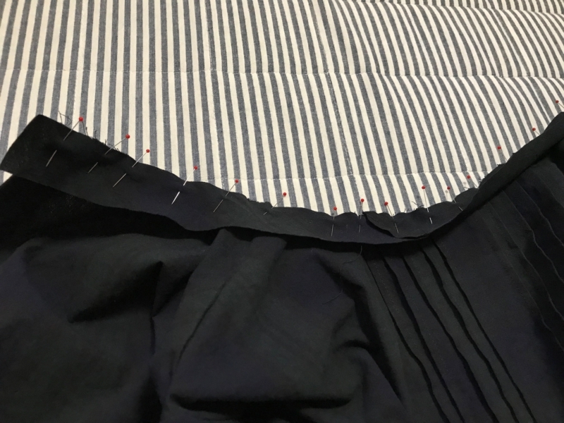 襟ぐりバイヤス