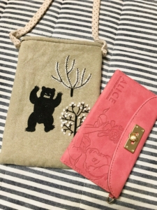 刺繍 スマホケース